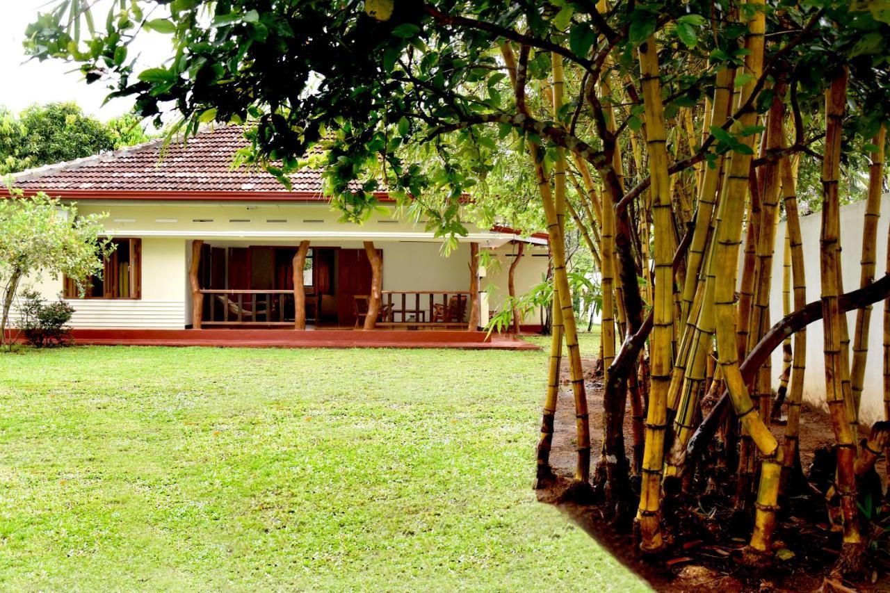 Villa Polhena マータラ エクステリア 写真